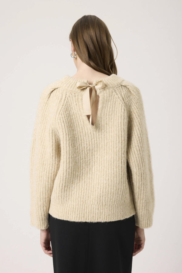 Pleoni Pullover Sweater