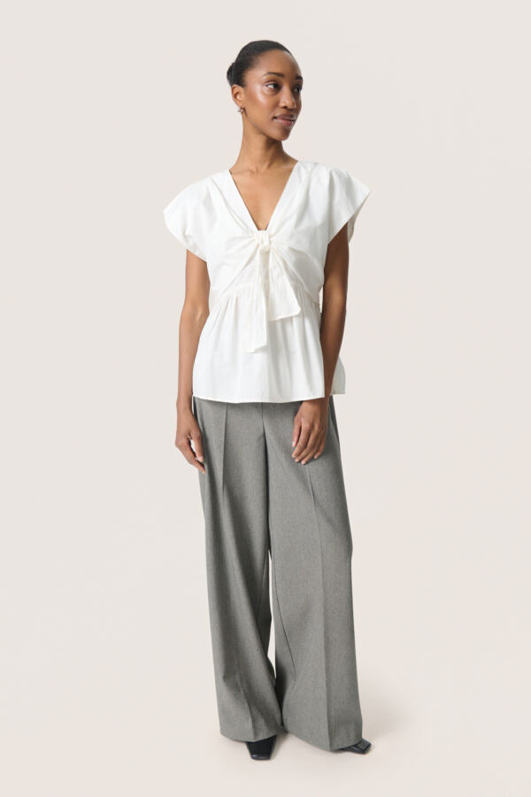 Joa Blouse