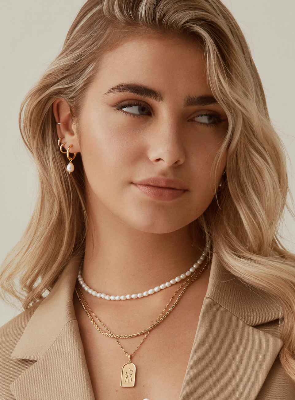 Femme Necklace