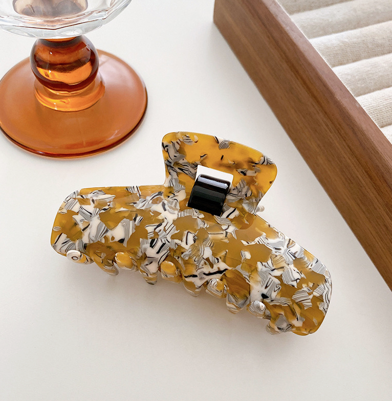 Catherine - Hair Clip