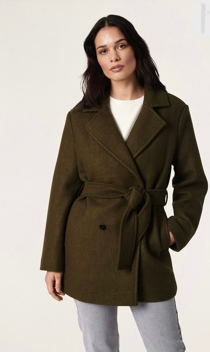 Maria Coat