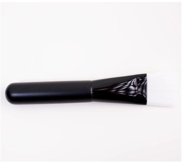 Masque Applicator Brush