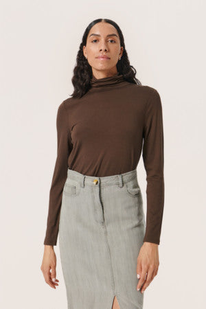 Hanadi Turtleneck