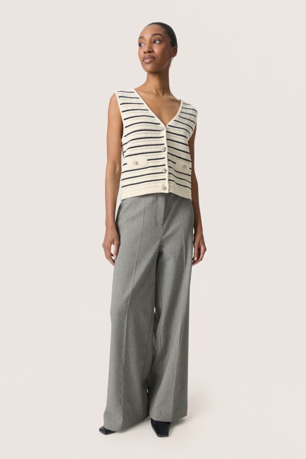 Madalena Vest