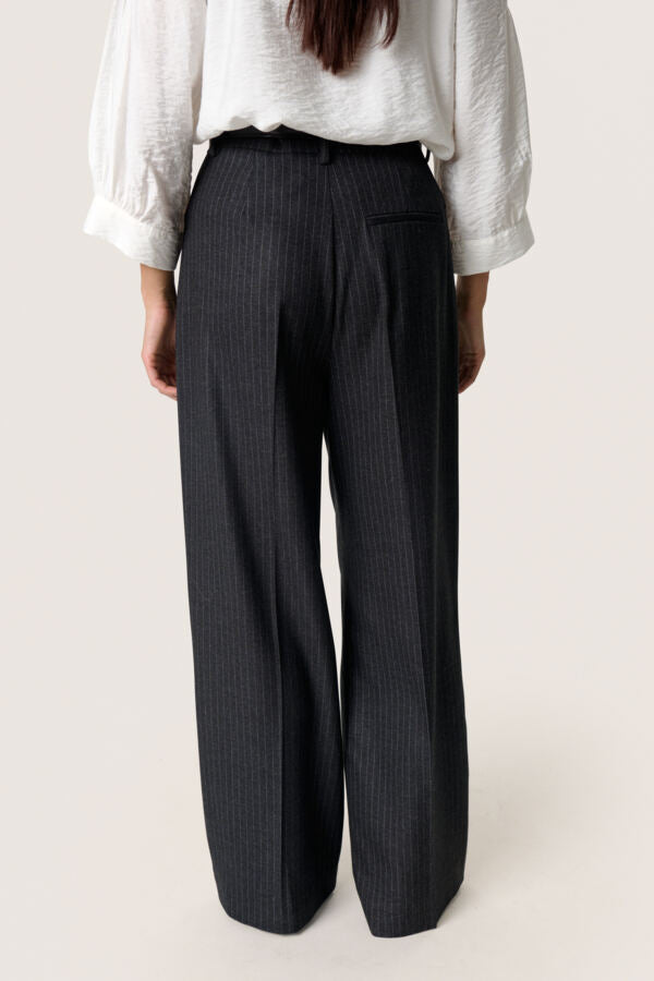 Malodi Trousers