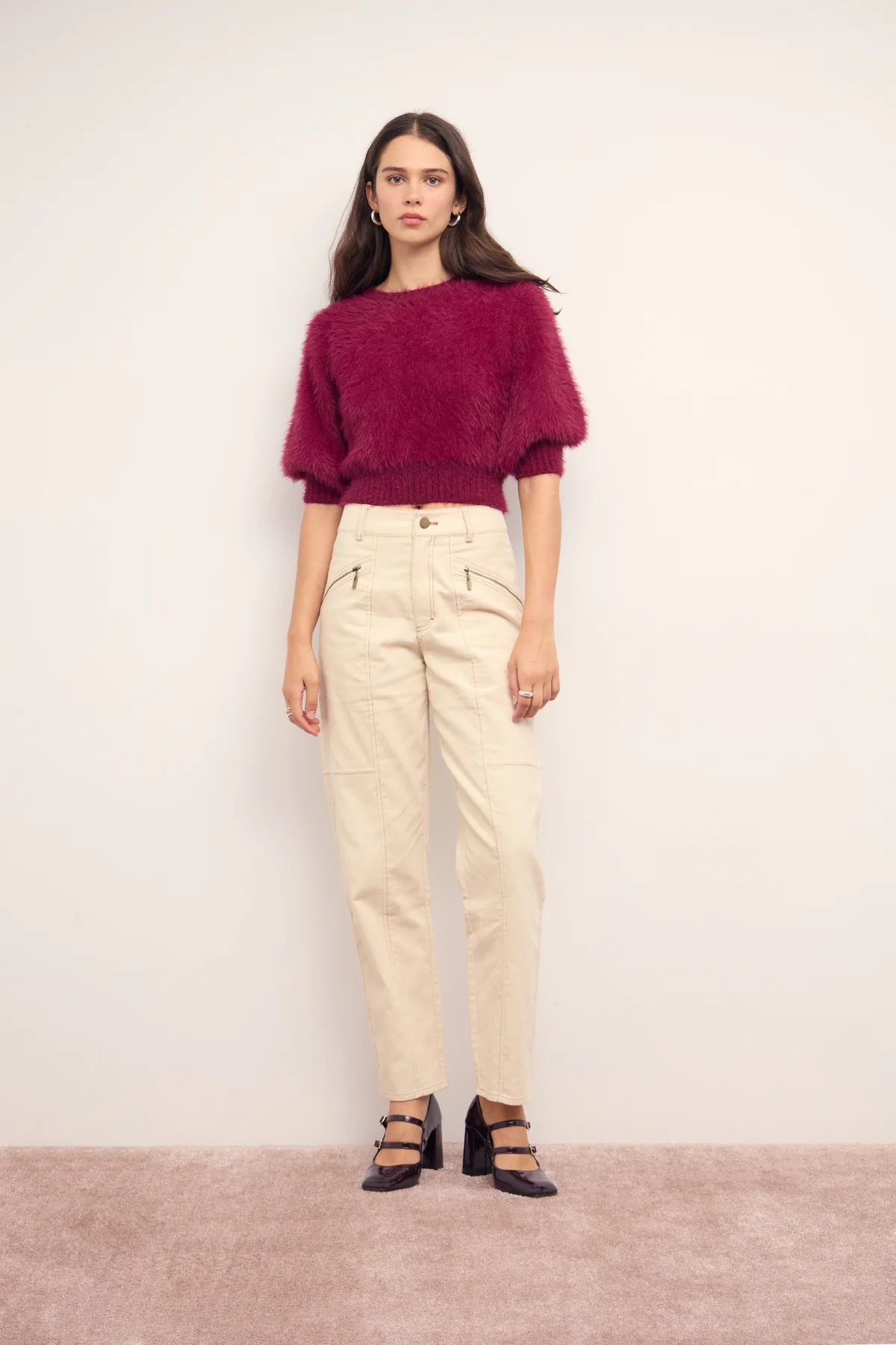 Alva Fluffy Cropped Knit