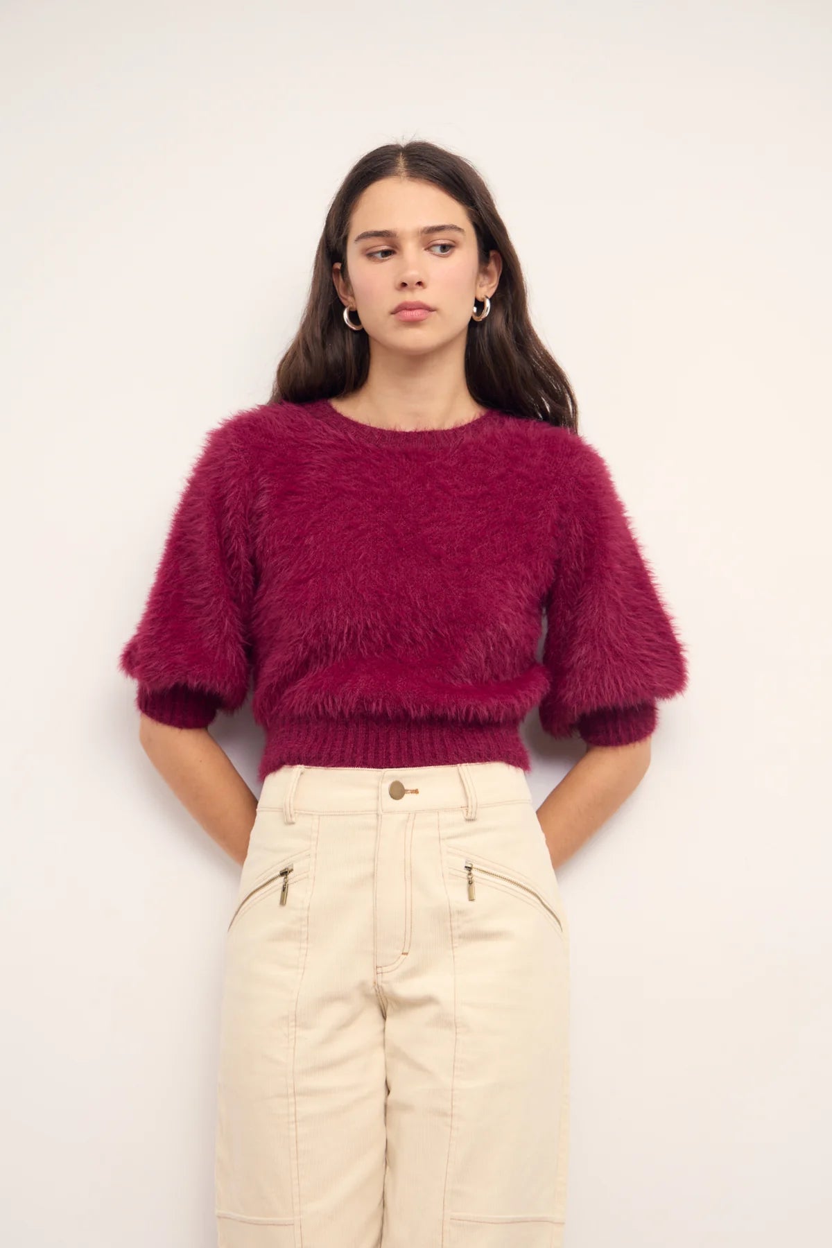 Alva Fluffy Cropped Knit