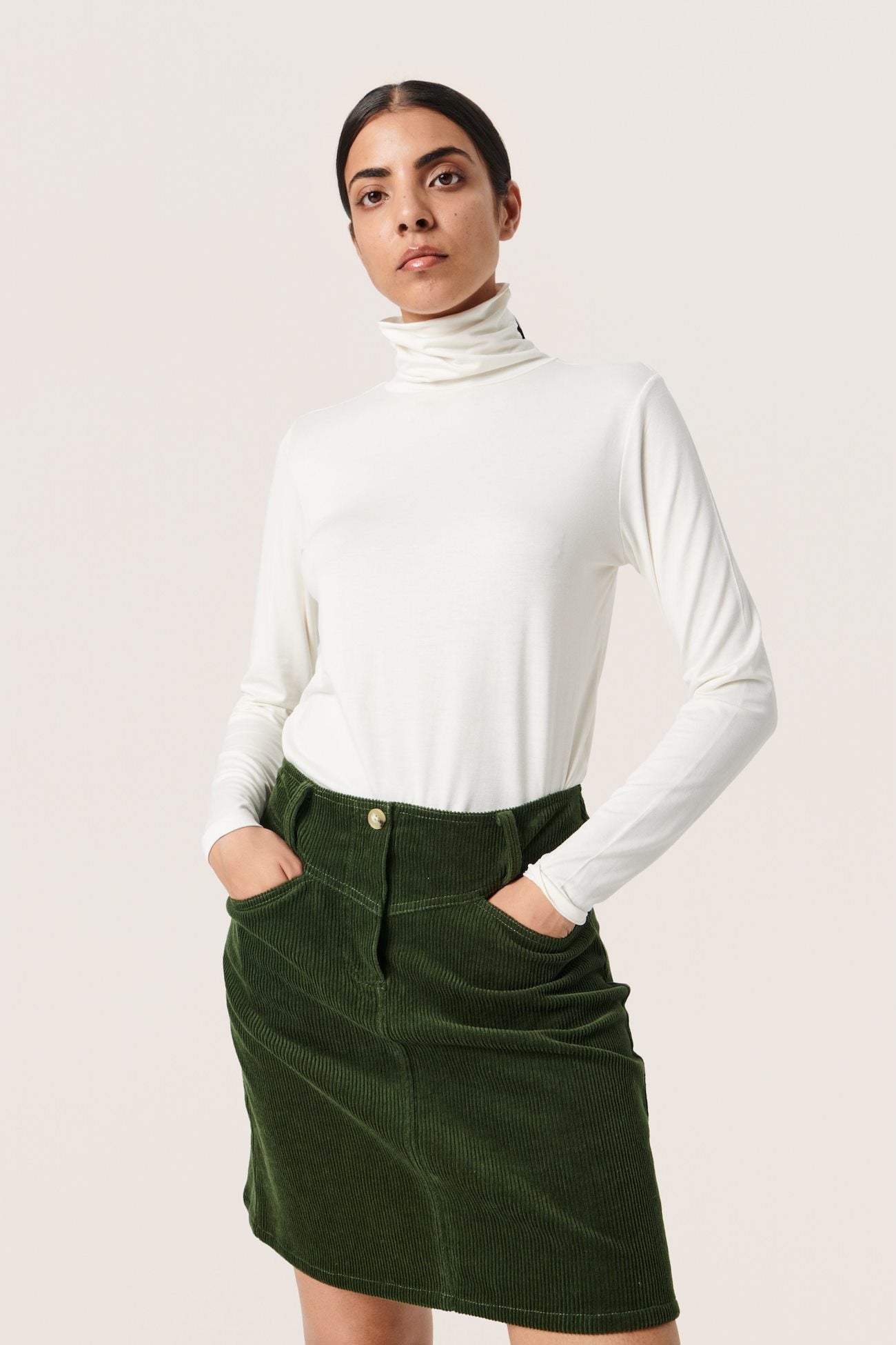 Hanadi Turtleneck
