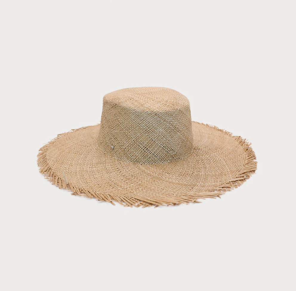 Leonora Boater in Natural