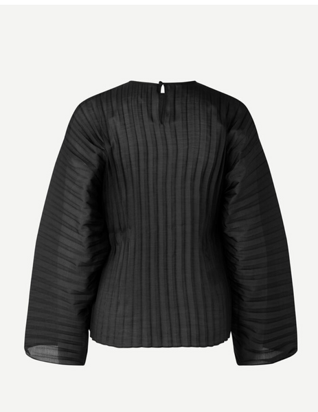 Annica Blouse